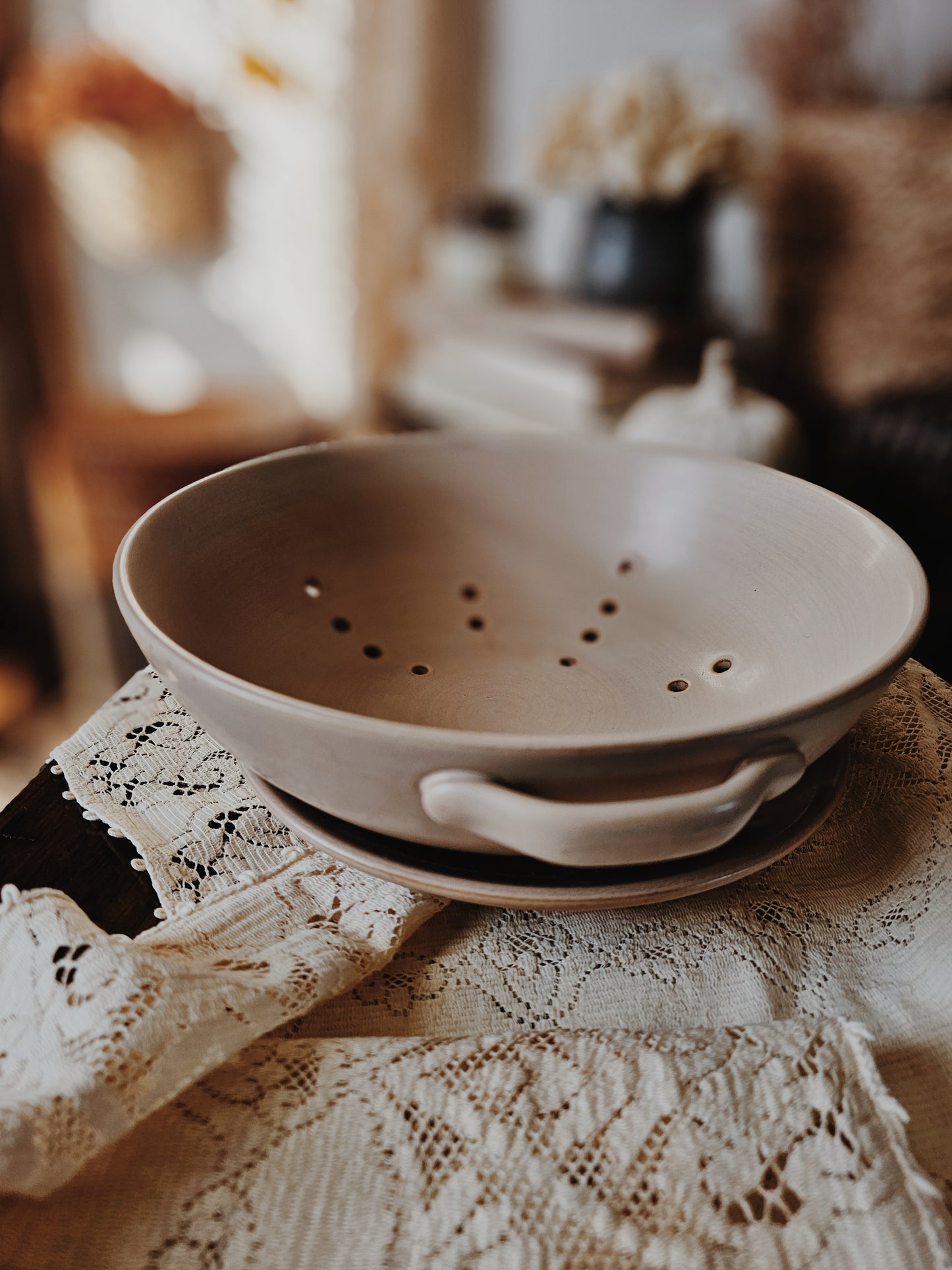 Stoneware Berry Bowl & Plate Set