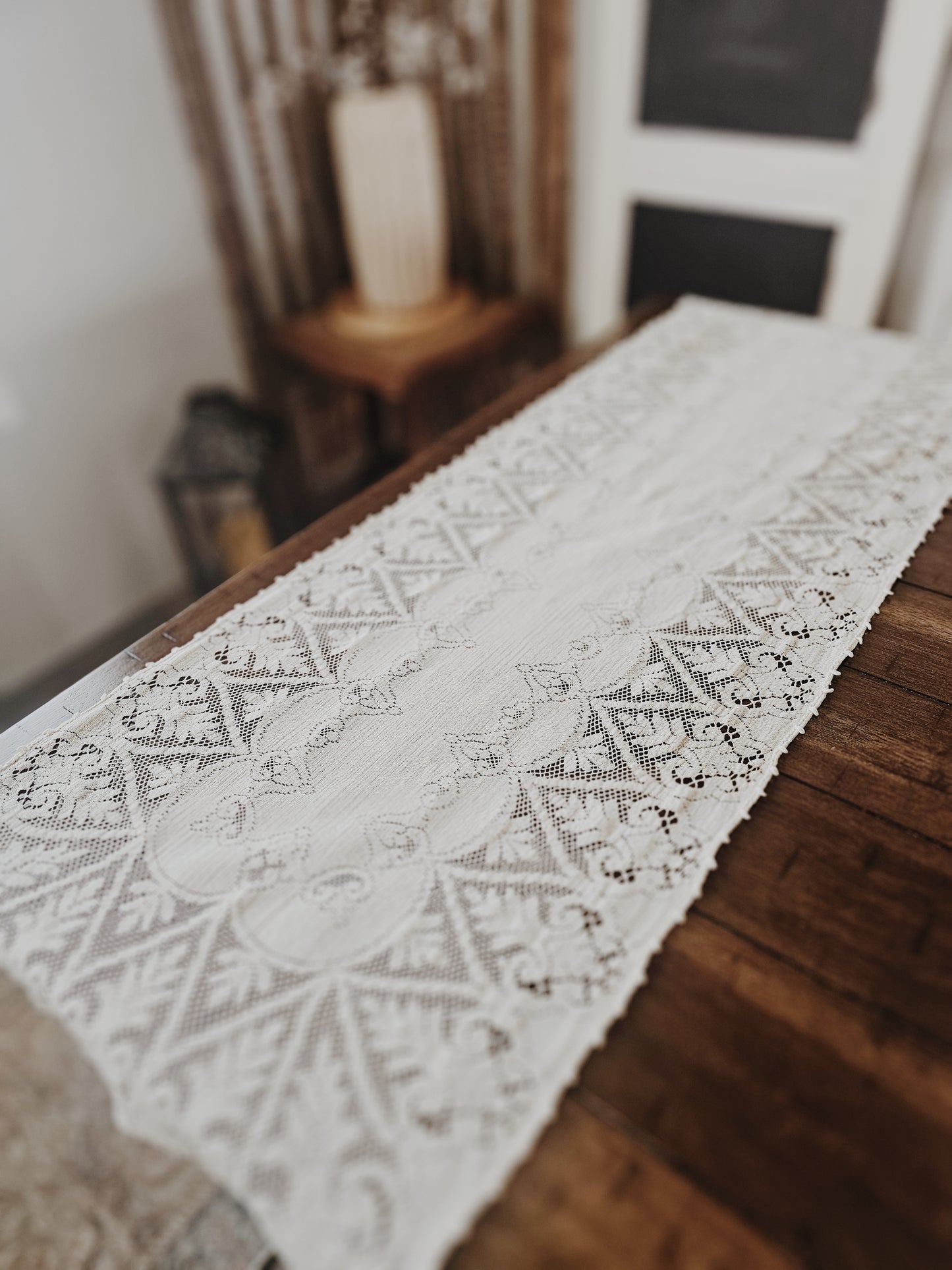 Vintage Cream Lace Tablerunner